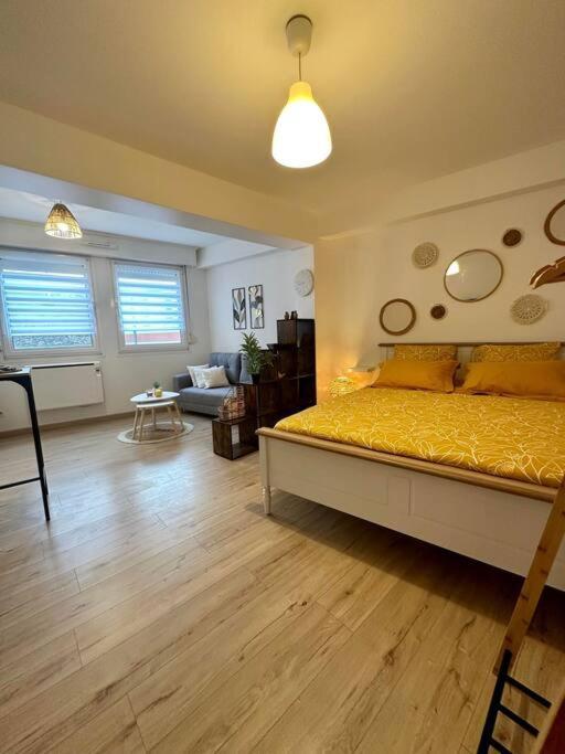 Appartement Neuf Entierement Equipe Proche Centre 阿棉 外观 照片