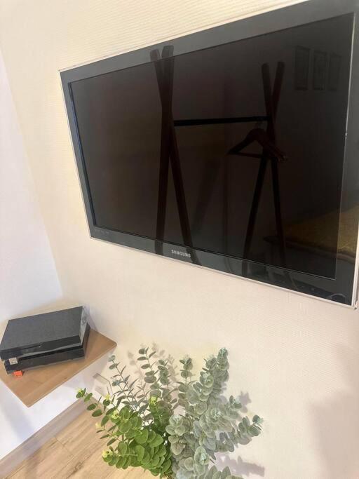 Appartement Neuf Entierement Equipe Proche Centre 阿棉 外观 照片