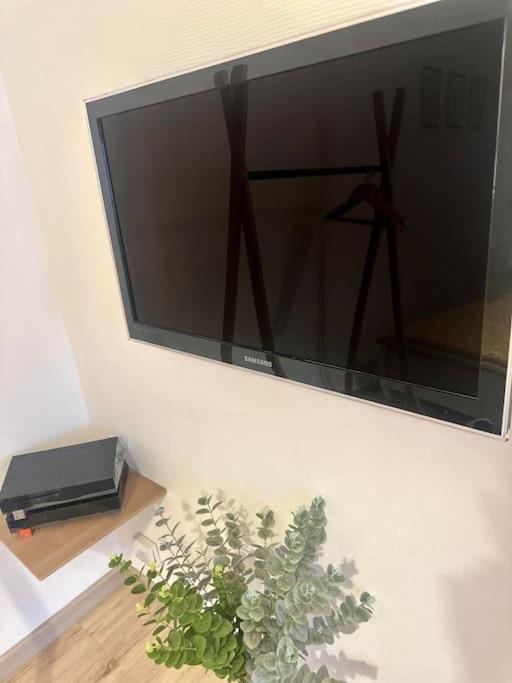 Appartement Neuf Entierement Equipe Proche Centre 阿棉 外观 照片
